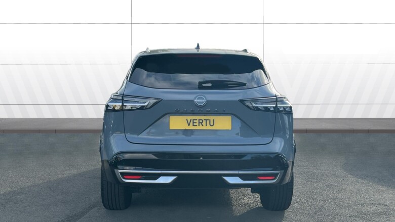 Nissan Qashqai 1.3 DiG-T MH Tekna 5dr Petrol Hatchback